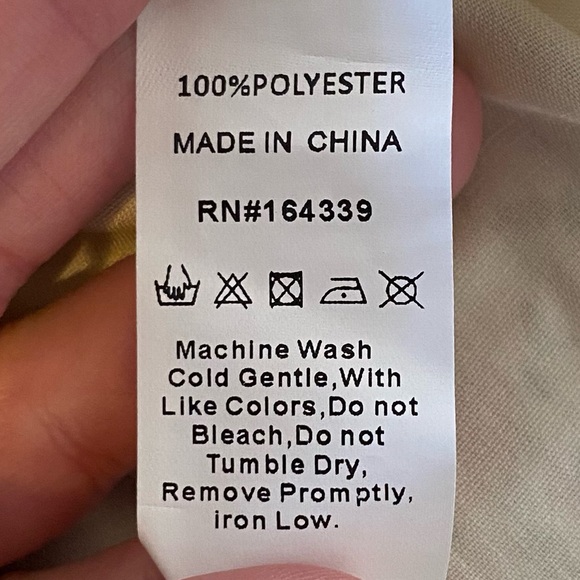 ⭐️ SOLD ⭐️ PETAL & PUP Edwina Shirred Long Sleeve Midi Dress Floral Cream Size 4 - Picture 13 of 13